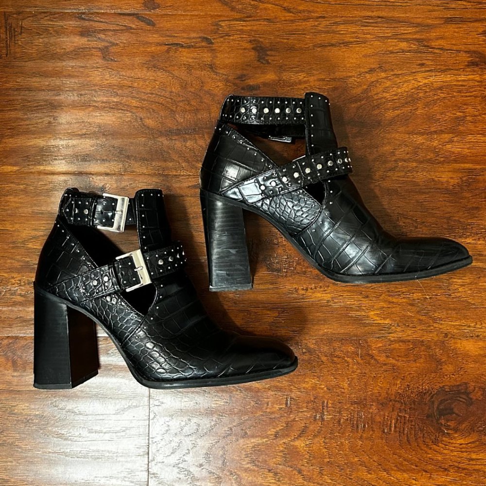 Zara Croco Boots